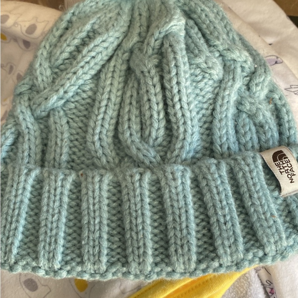 Preowned TheNorthFace baby hat 24 m excellent
